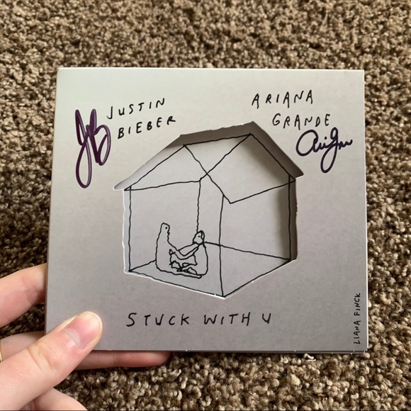 NEW Ariana Grande Signed Stuck With U CD - Picture 8 of 10